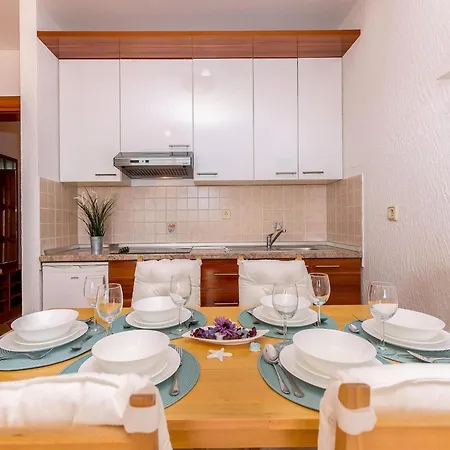 Sea View Stay, Crikvenica, Cleaning Included * Crikvenica