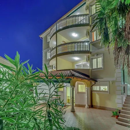 Sea View Stay, Crikvenica, Cleaning Included